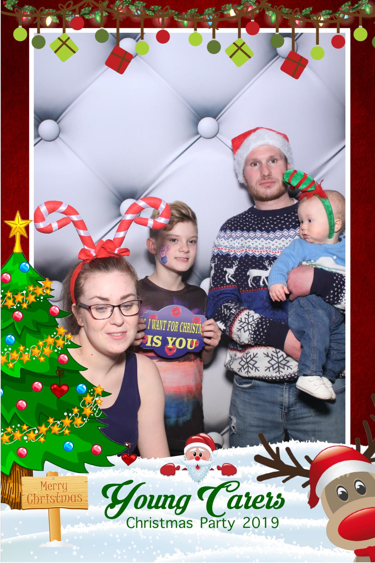 Young Carers Christmas Party   | View more photos from the event at gallery.magicimages.uk/u/MagicImages/Young-Carers-Christmas-Party
